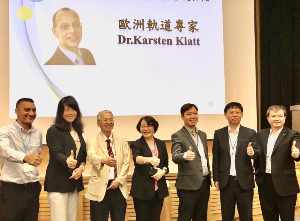 f69c80c5-ec97-4cc1-97e9-b36b61652a8e